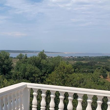 Appartement Haus Lilli Mit Pool à Ražanac Extérieur photo